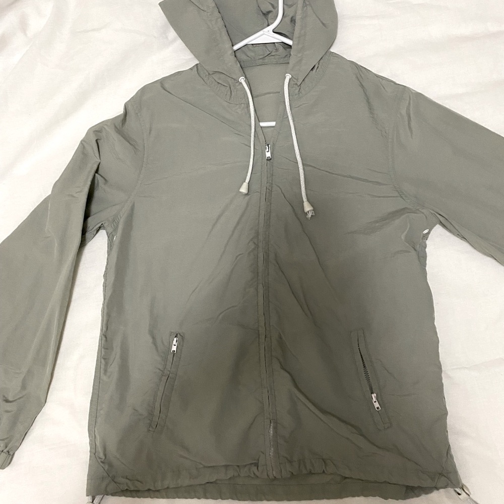brandy Melville windbreaker